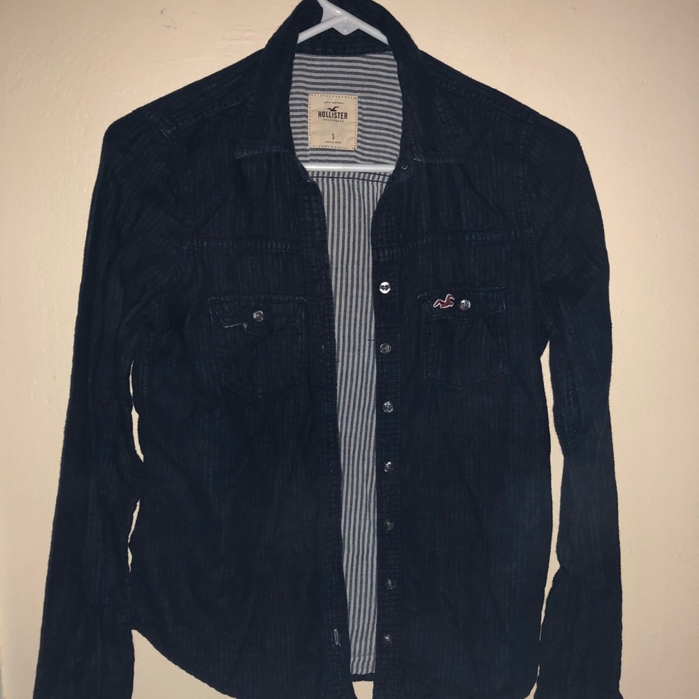 Hollister Button-Down